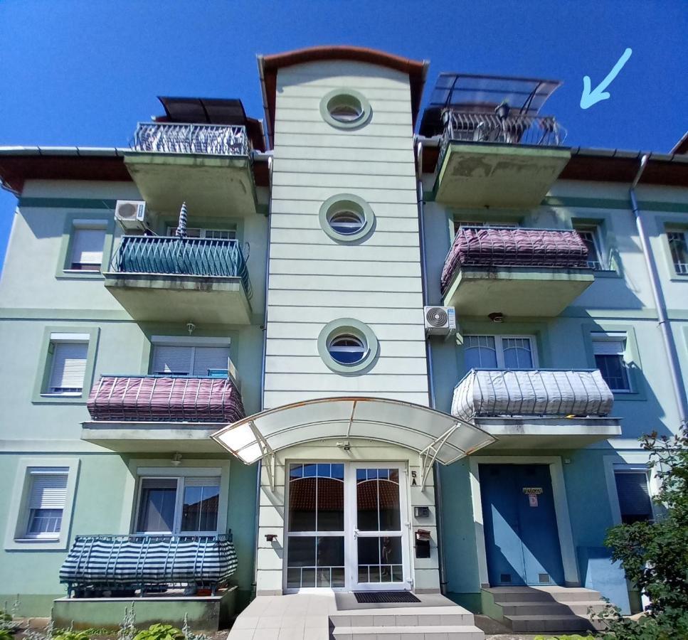 Orsika Hilltop Apartman Егер Екстериор снимка