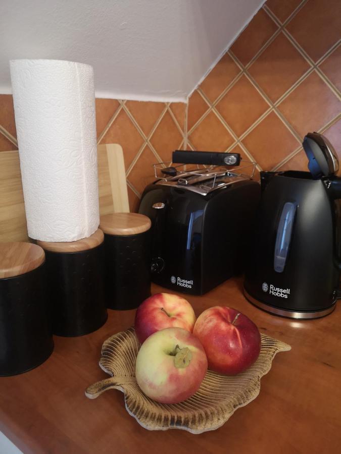 Orsika Hilltop Apartman Егер Екстериор снимка